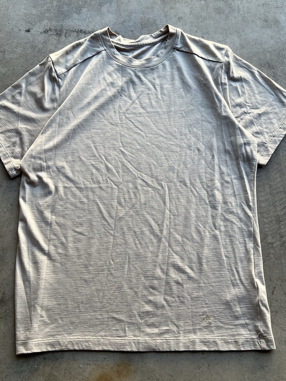Arc'teryx A2B T Shirt Mens L Beige Merino Wool Blend Cycling Commute
